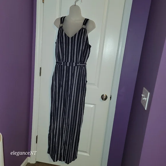 No Boundaries Navy and White Striped Jumpsuit Sx: XL (15-17) - Picture 3 of 8
